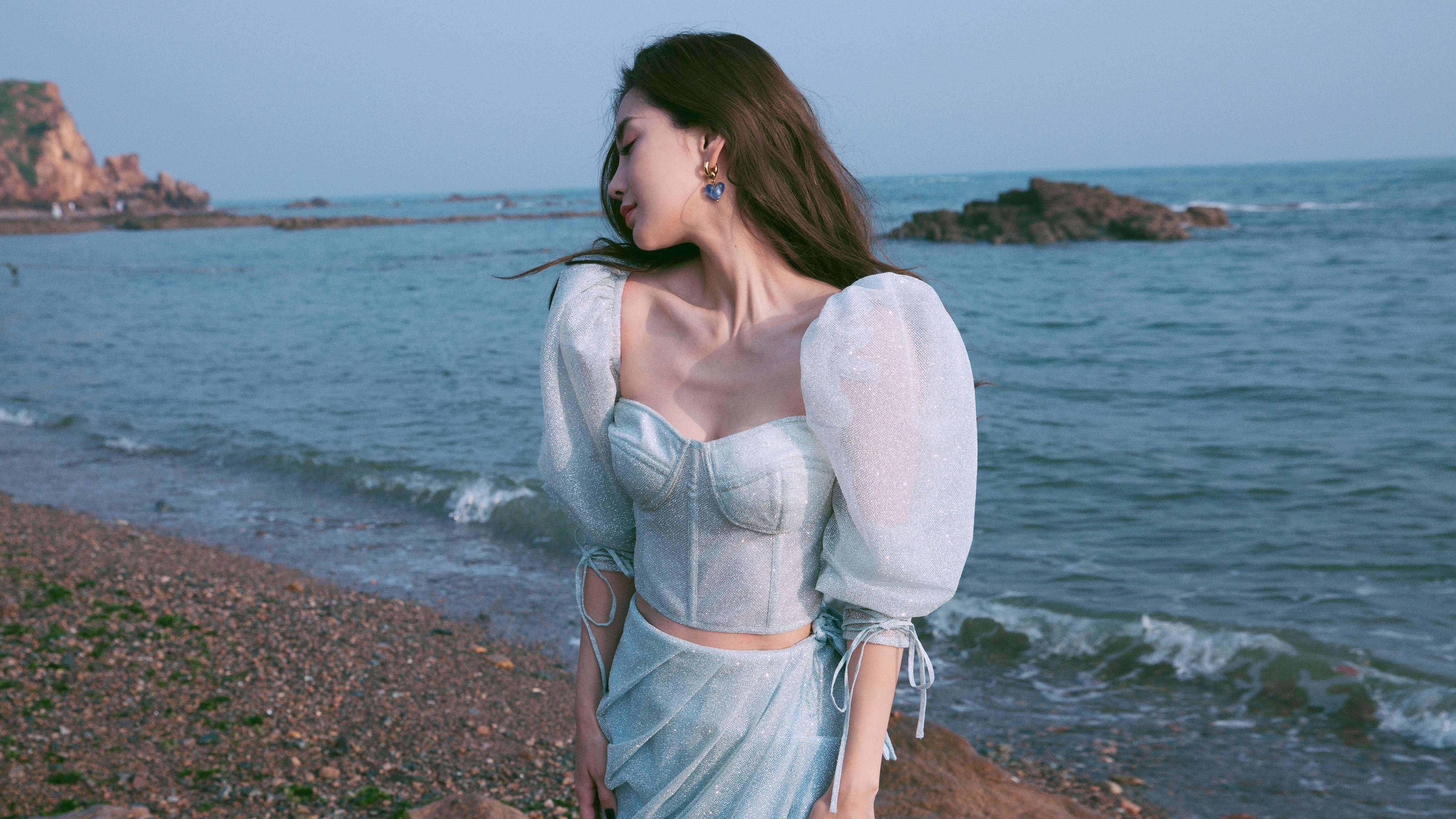 约翰·恩多耶-布鲁阿尔200米仰泳决赛展现强劲实力